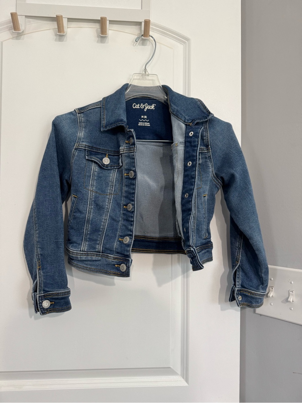 Cat & Jack Denim Jean Jacket in Medium Blue size 8